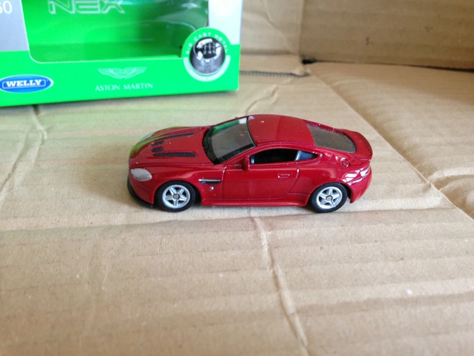 WELLY NEX auto scala 1/60 1-60 ASTON MARTIN V12 V 12 VANTAGE - Immagine 2 di 4