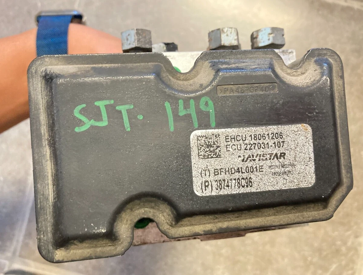 NAVISTAR ABS BRAKE MODULE CONTROLLER 3874778C96 | eBay