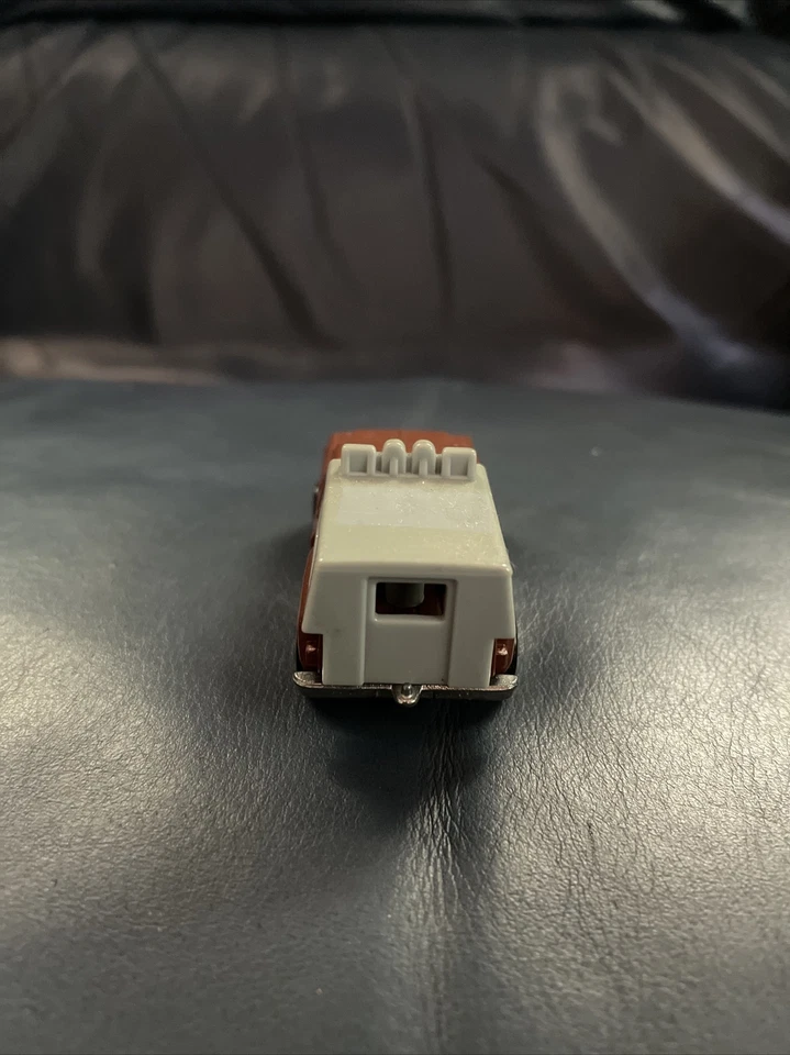 Cámper de colección Tomica TOMY Chevy PU #F44 suelta como nueva Japón Foto 4 de 4