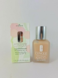 silk canvas clinique foundation