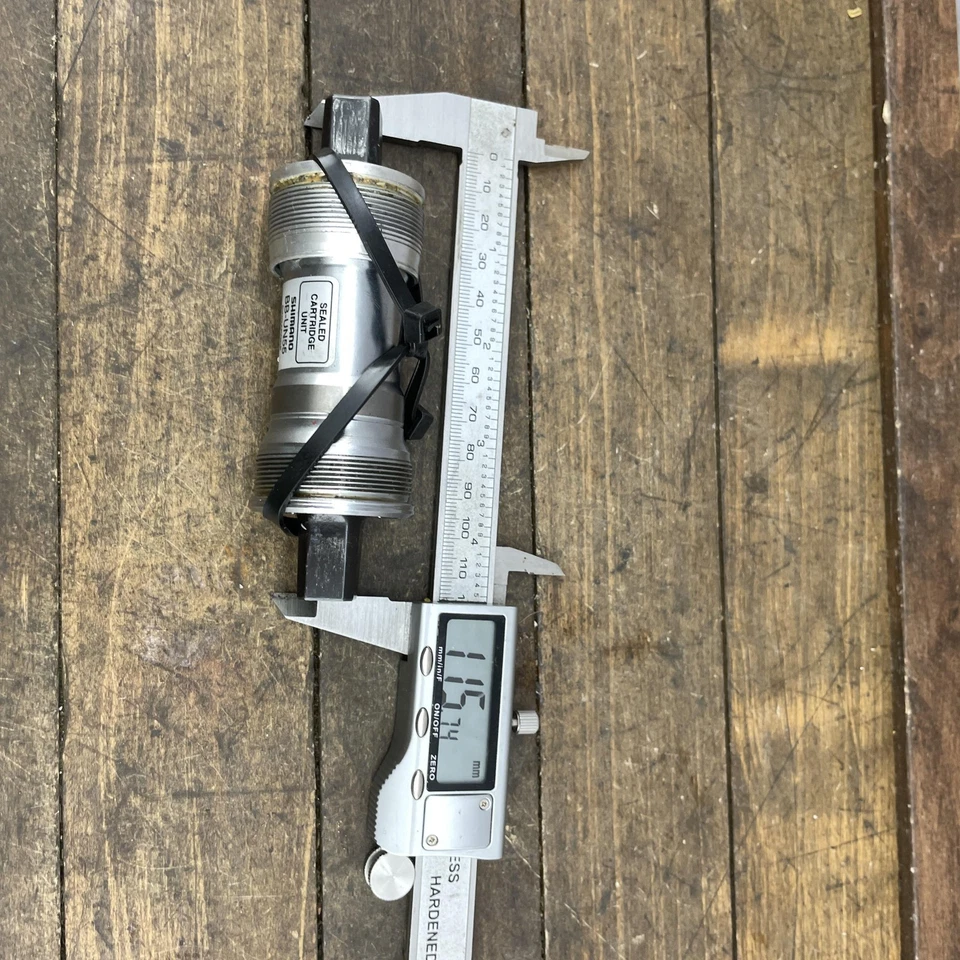 Shimano BB-UN55 Bottom Bracket Italian Sealed 70mm 36x24T Square Taper 115 116 - Image 4 of 4