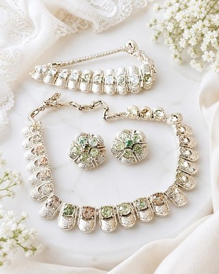 1950'S CORO AURORA BOREALIS SILVERTONE THICK NECKLACE,BRACELET & EARRING SET