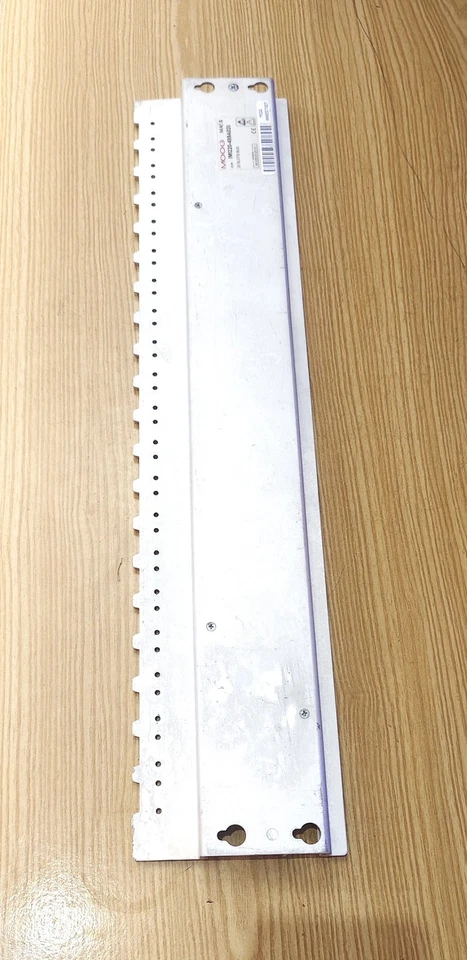 MOOG IMI220499A020 20 SLOTS BUS - Image 2 of 3