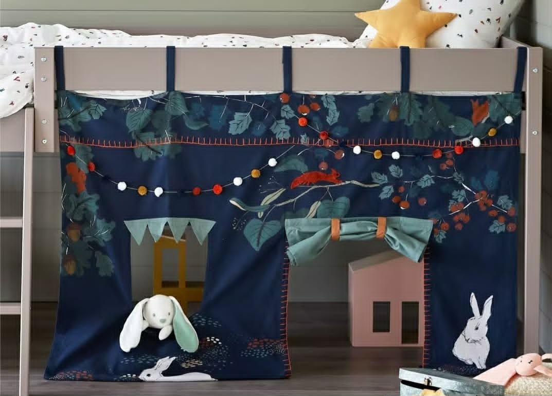 Tente de lit enfant Alinea mini cabane textile pour lit de garçon et fille