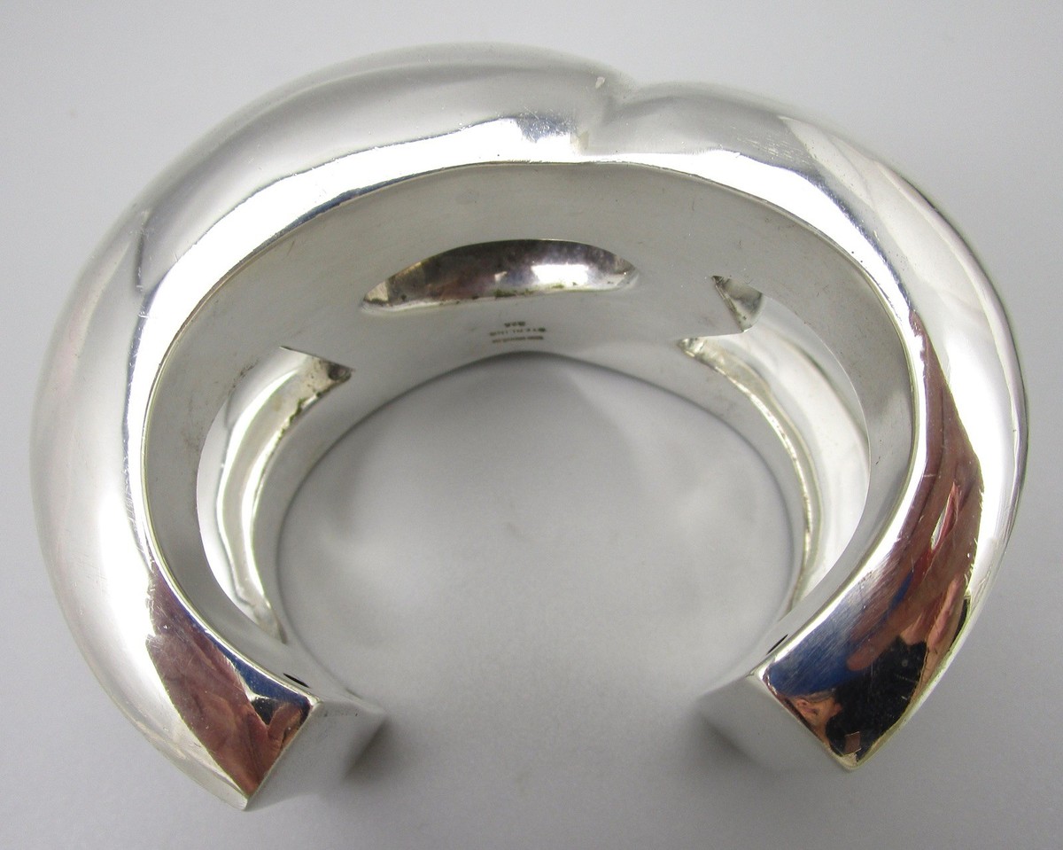 MONUMENTAL PATRICIA VON MUSULIN STERLING SILVER CUFF BRACELET 230G View 2