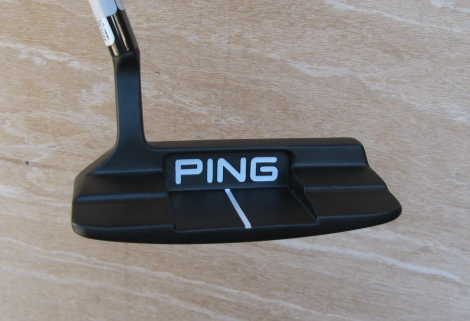 BRAND NEW PING KUSHIN 4 PUTTER 35 INCHES RIGHT HANDED + HEADCOVER BLACK STRONG - Image 4 of 4