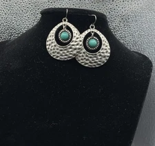 Silver Tone Hammered Oval Hoop Earrings Turquoise Tone Stone Dangle