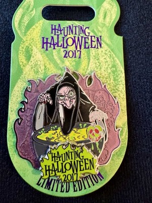 Disney Villain Haunting Halloween 2017 Old Hag From Snow White Pin LE Mint