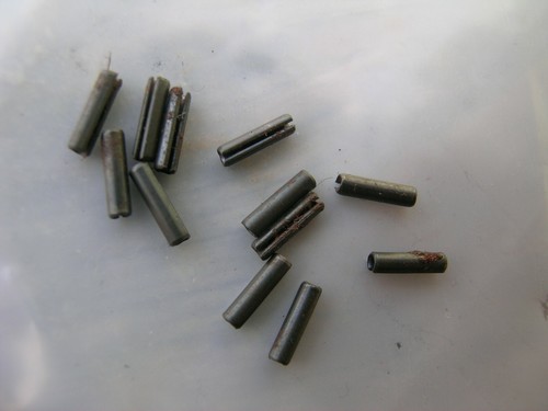 Roll Pins Spring Steel 5/64" x 5/16" LOT OF 12 New/Old Stock