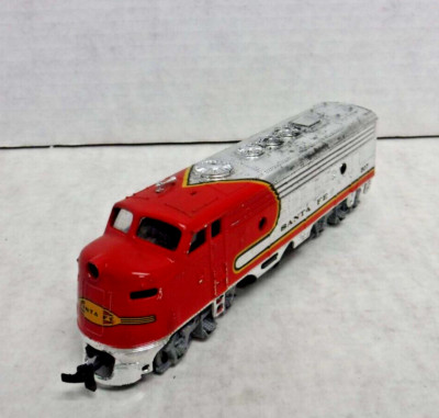 BACHMANN SPECTRUM HO LOCOMOTIVE GE 44 Ton Diesel NEW HAVEN NEUVE Réf 80039 EUR 135,00 - PicClick DE