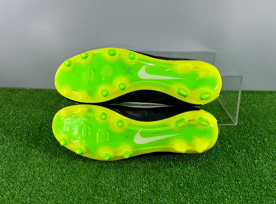 Nike Tiempo Legend IV FG 454316-013 ACC US7 UK6 Schwarz Schuhe Stollen... - Bild 3 von 4