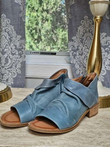 New - Miz Mooz Leather Heeled Sandals - Melia -Sky Blue - EU40 - 9.5 - Picture 2 of 8