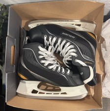 Bauer Supreme One20 Mens Hockey Skates size 12 R Worn Once Mint Condition