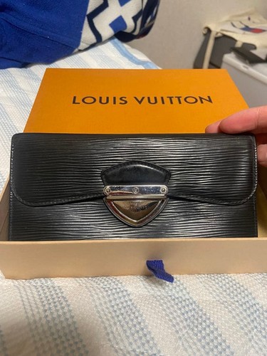 Louis Vuitton Epi Eugenie Black Trifold Long Wallet Pre-owned From Japan
