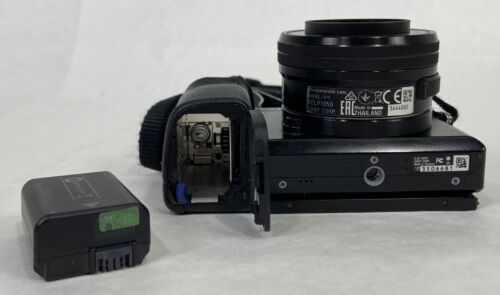 Sony Alpha A6000 24.3MP Mirrorless SLR Camera w/ APS-C + SELP1650 16-50mm Lens 2 - Picture 15 of 18