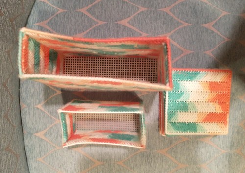 Handmade Matching Coasters &Napkin Holder Plastic Canvas Vintage EUC! - Picture 4 of 6