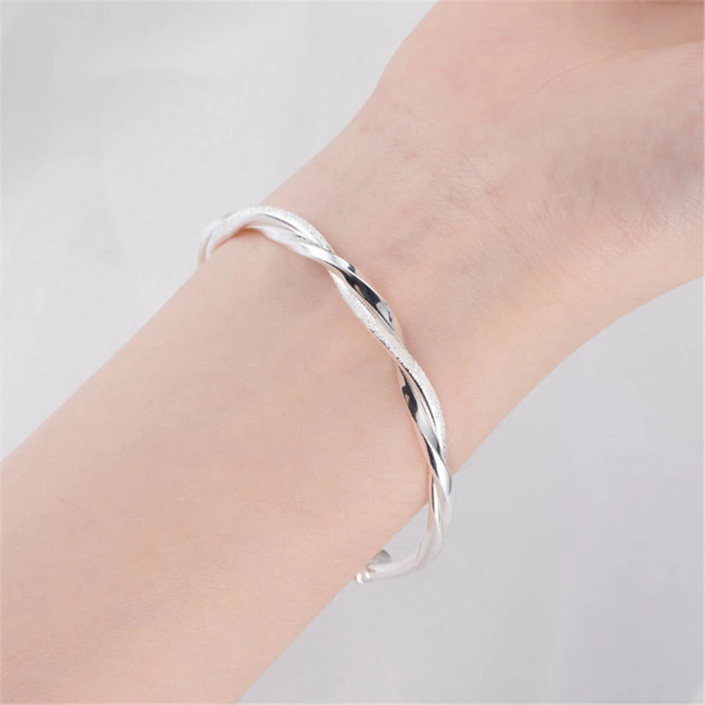 Women's Bracelets & Bangles Online: Low Price Offer on Bracelets & Bangles  for Women - AJIO