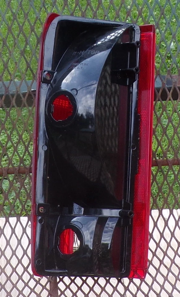 NOS 1980-1986 80-86 Ford Truck Bronco F150 Pickup Tail Light Housing Glo Brite - Image 2 of 4