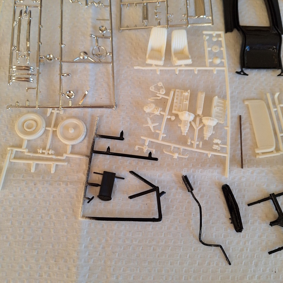 AMT model car kits 1937 chevy convertible modelT141 eBay