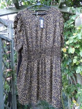 SIZE 10 Autumn smock style 3/4 sleeve dress