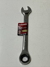 Husky 17 mm Llave combinada de trinquete métrico Herramienta de mano resistente al óxido
