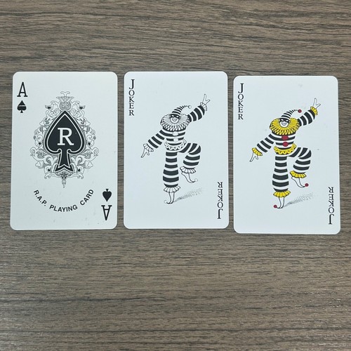 Emirates Airlines R.A.P. Playing Cards Set w/ Plastic Case & Jokers - Picture 2 of 8