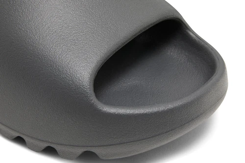 NEWAdidas Yeezy Slide - EVA Construction for Comfortable, Non-Slip Wear - Picture 12 of 13