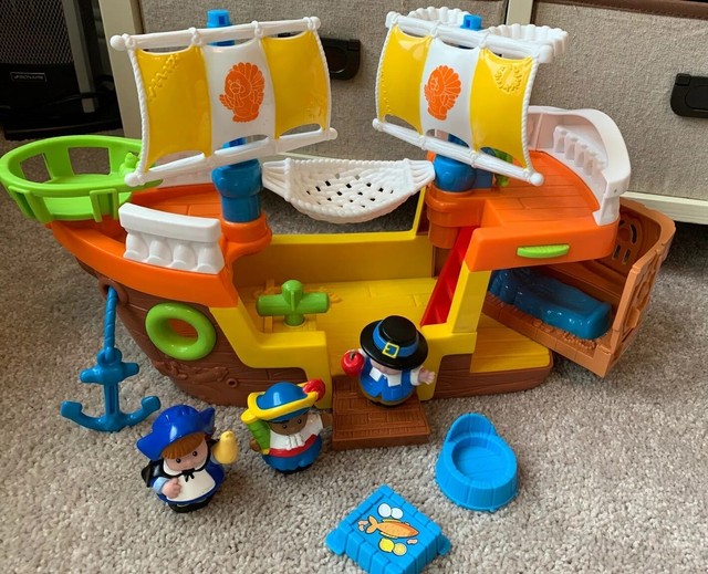 fisher price mayflower playset