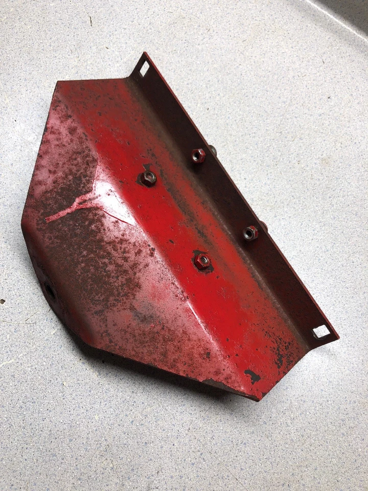 Wheel Horse Tractor Mower B-112 Mower Rear Hitch - Image 3 of 4