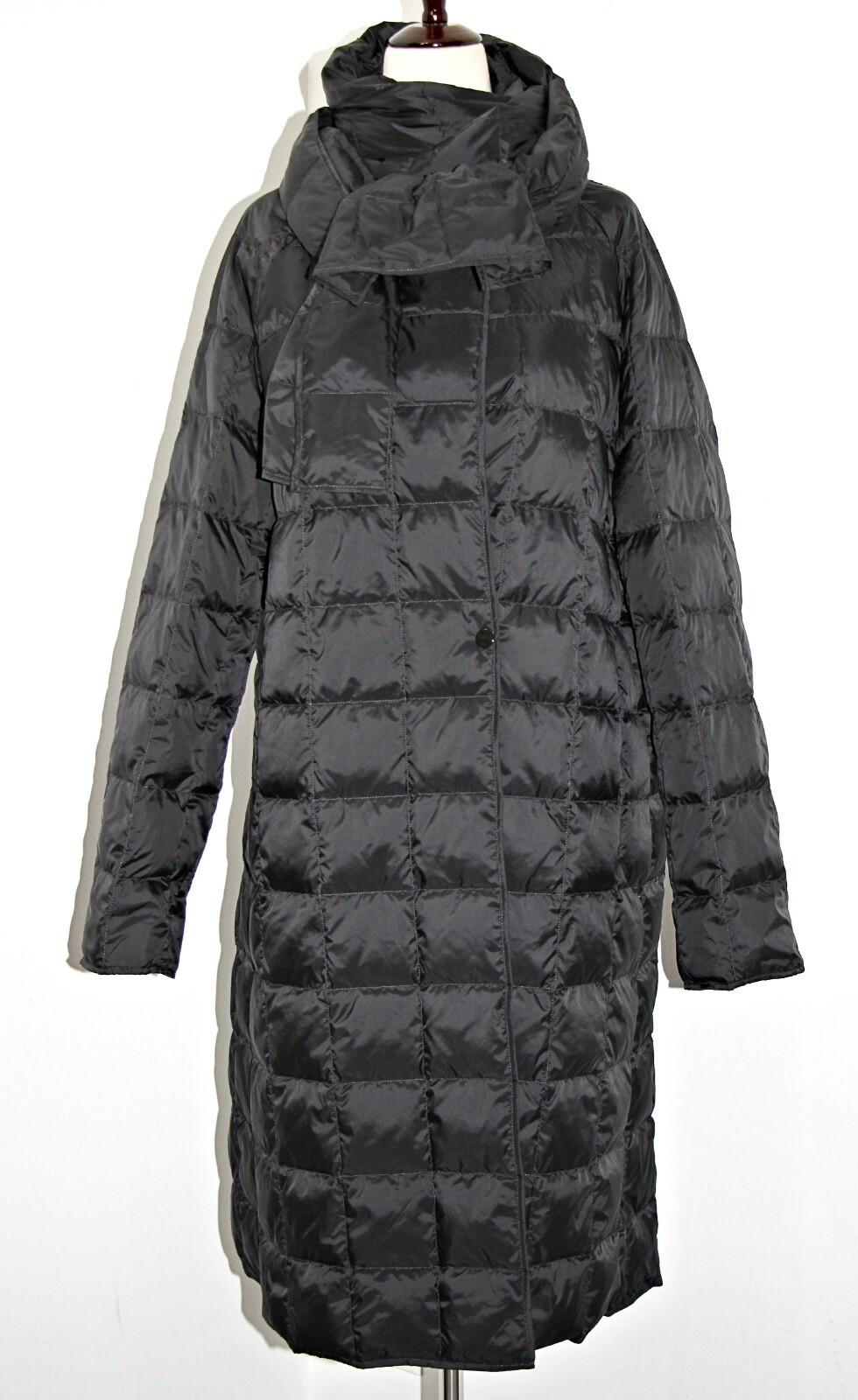 THEORY Detachable Scarf Quilted Shell 