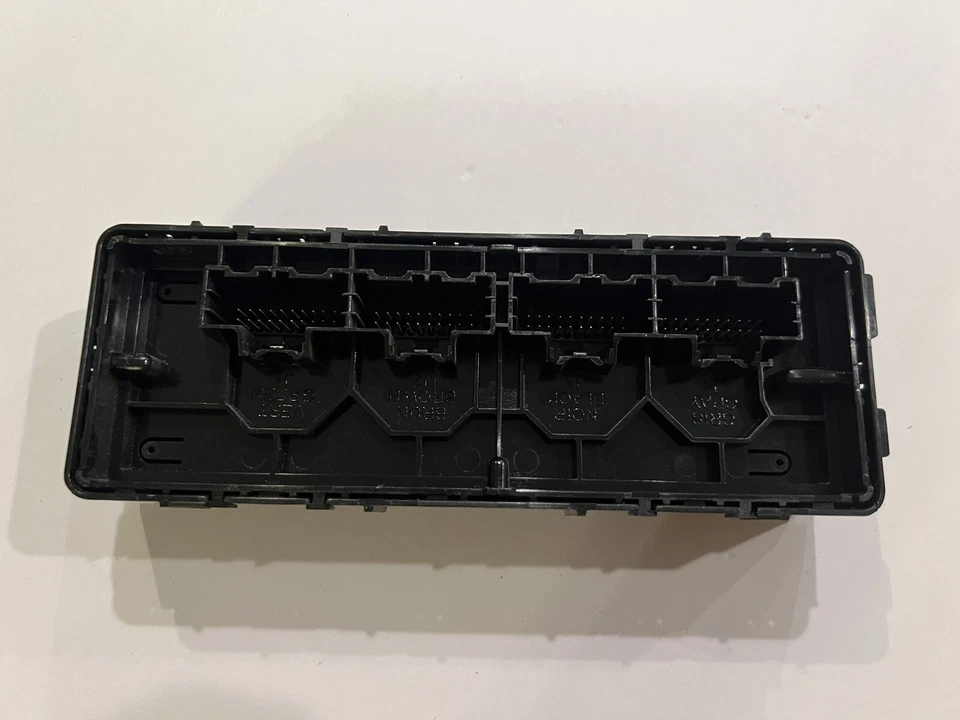 Cadillac CT6 2017 unidad de módulo de control remoto de calefacción y aire acondicionado OEM 84130198 Foto 4 de 4