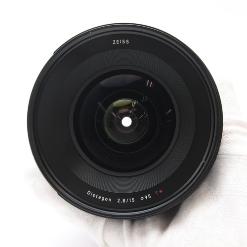 Carl Zeiss Milvus 15mm F/2.8 ZE (for Canon EF mount) #97 - Picture 5 of 12