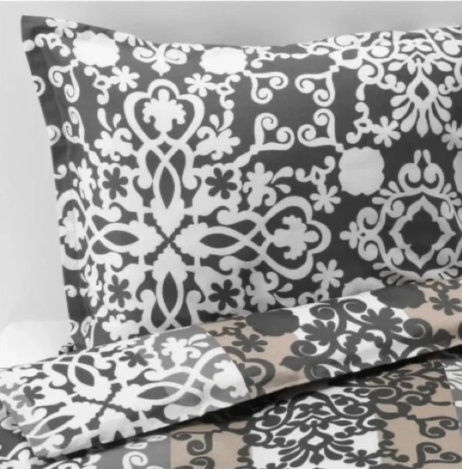 IKEA twin Bed Sheets Set Prakttry Pattern and Pillow Cover - Image 2 of 4