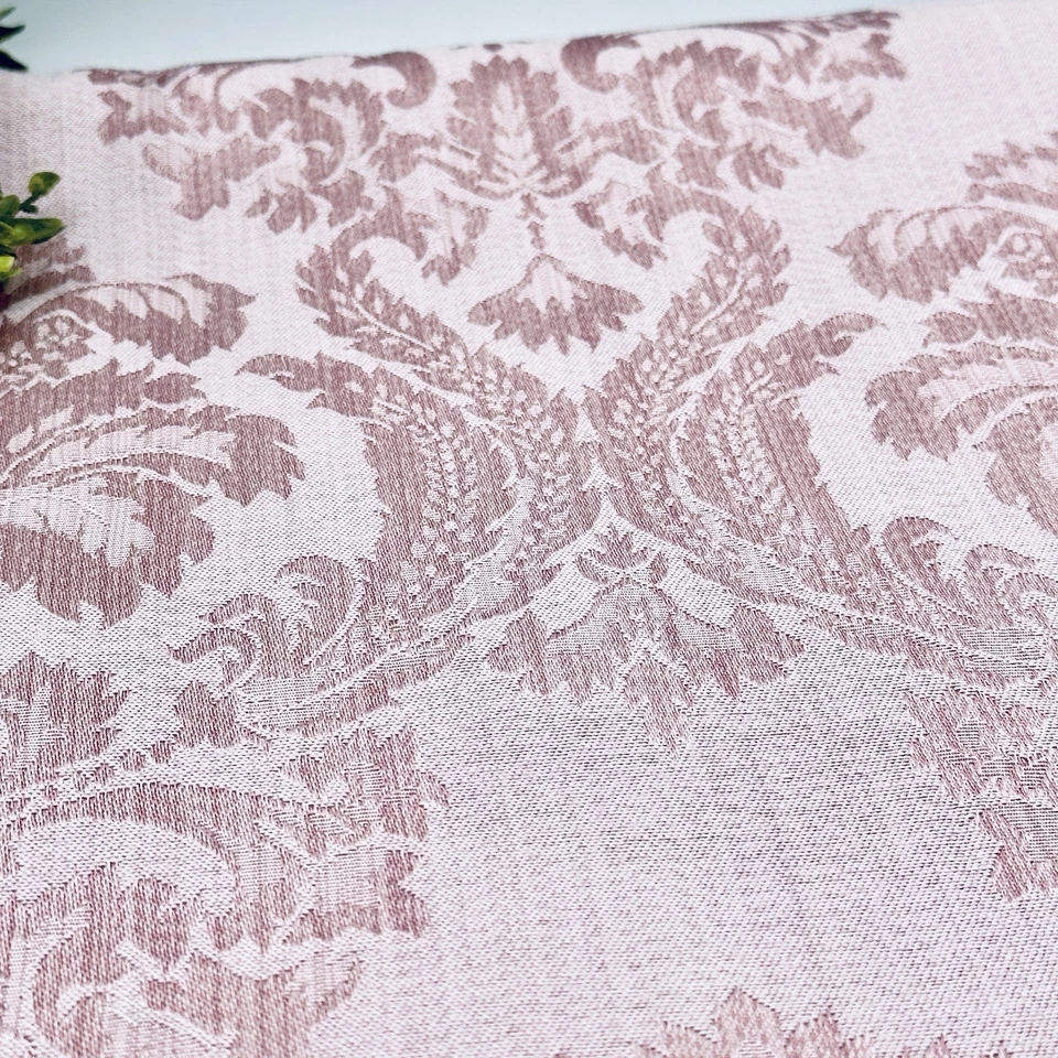 复古粉色锦缎桌布 67x118 花卉提花矩形优雅花式二手状况完好 — 第 3/4 张图片