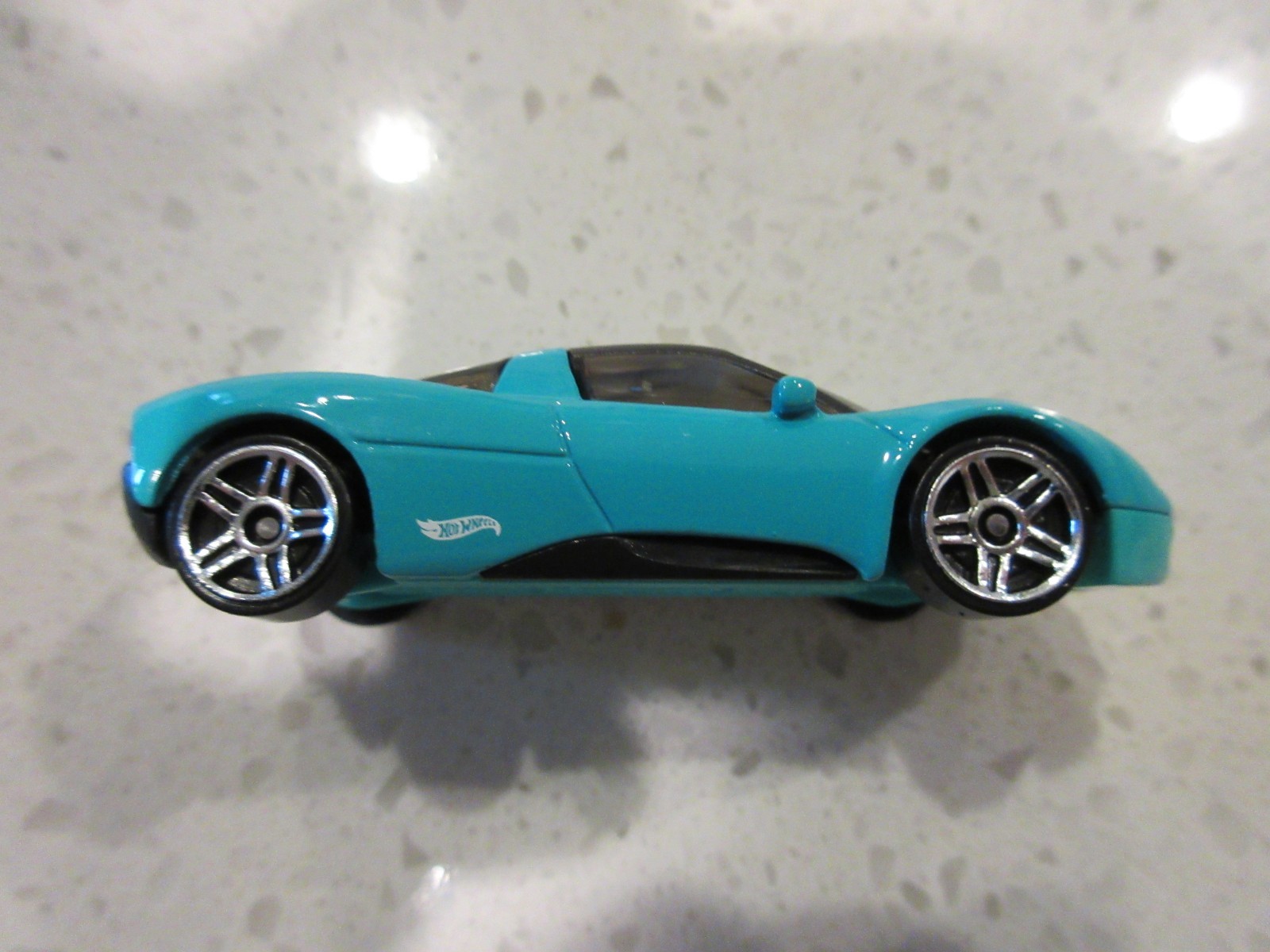 Picture 4 of 5