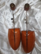 Vintage Florsheim 4 Medium adjustable wood shoe tree form stretchers