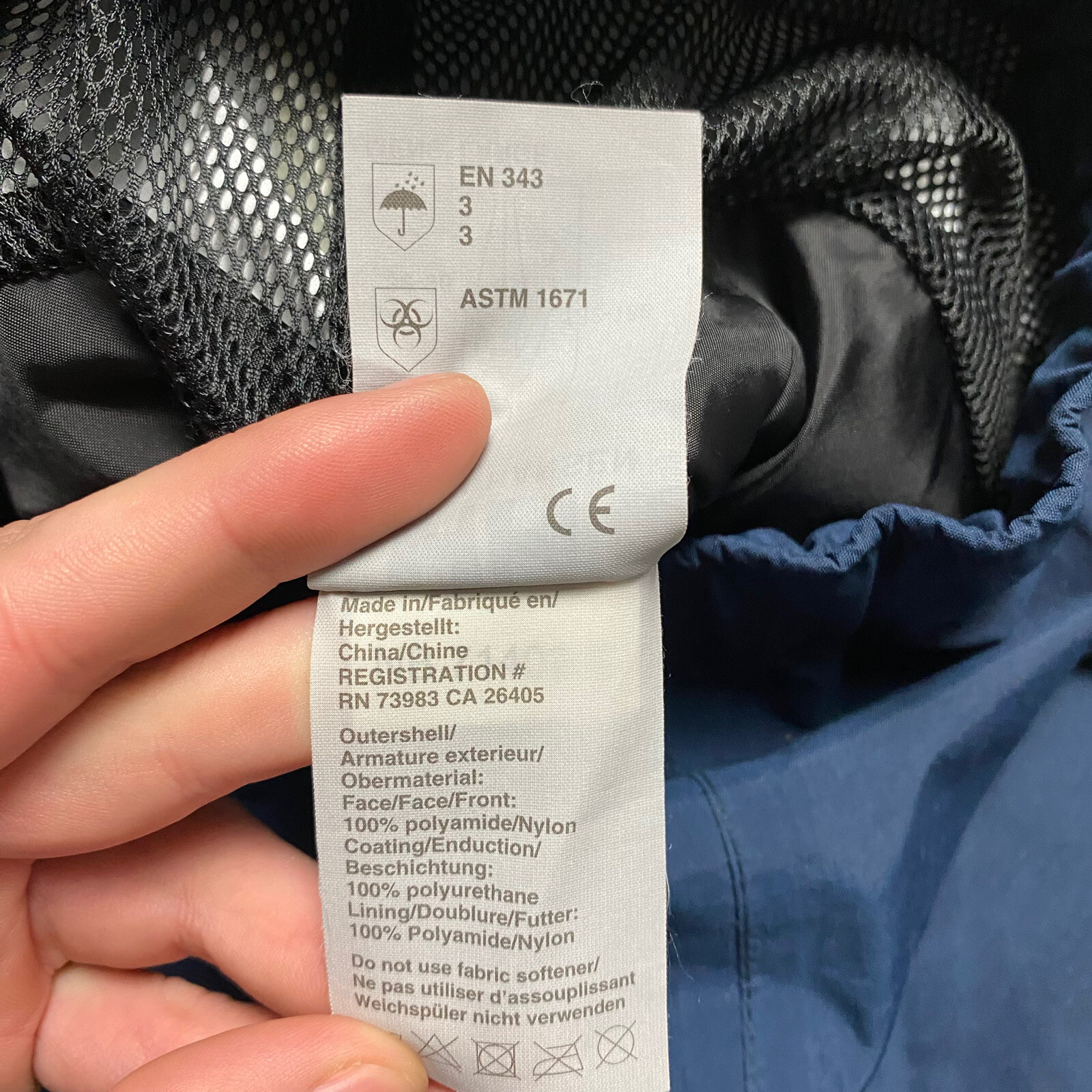 HELLY HANSEN WATER/WINDPROOF SHELL PANTS EMT LARG… - image 9