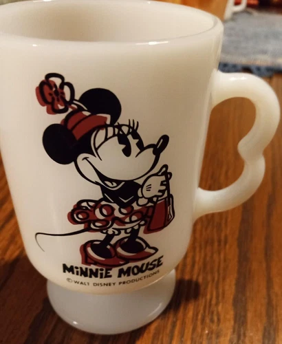Vintage "Minnie Mouse" Milk Glass 2 Finger Coffee Cup Walt Disney Pedestal Mug