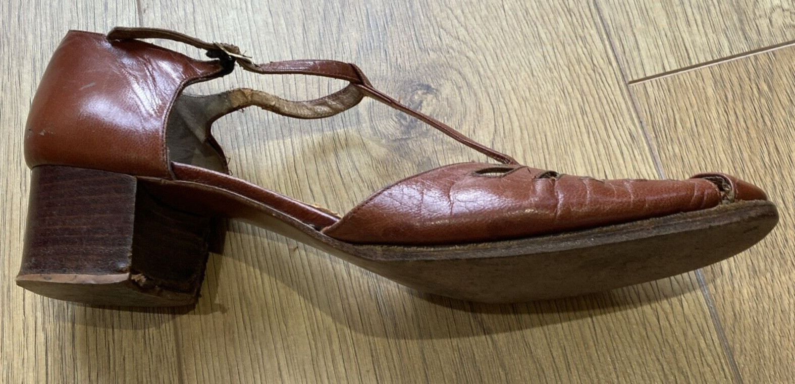 Stuart Weitzman for Kurt Geiger 1970s Tan Leather Sandals Size 9 UK need buckle! 5