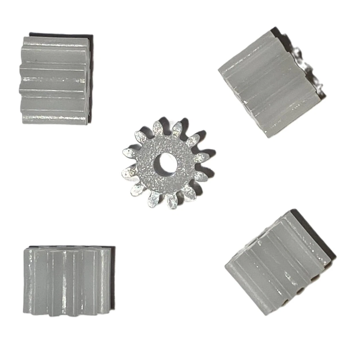 Ingranaggi in plastica da 15 mm. foro int. 3 mm. modulo 1 - Utensileria Revelli