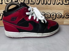 Youth Nike Air Jordan 1 Mid GS Banned Size 6Y 554725-074 Black/University Red