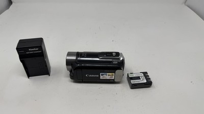 Canon VIXIA HF R11 HD Camcorder (Black) 32GB Built-in Memory - tested & working!