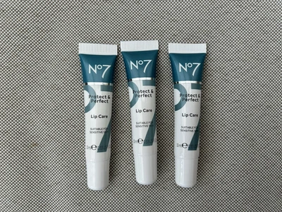 BOOTS NO. 7 Boots No7 Protect & Perfect Lip Care 30ml ( 3 x 10ml) FREEPOST