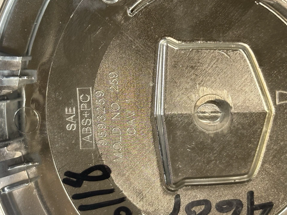 Cadillac Deville 1998-2011 OEM cromo tapa central emblema 9593259 Foto 3 de 3