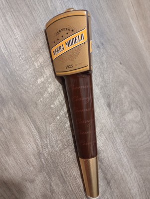 CLASSIC Negra Modelo Crema de la CERVEZA Especial Beer Draft Tap Handle 12''