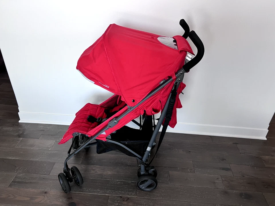 Joovy Groove Ultralight Stroller w/Rain Cover & Gate Check Bag - Image 2 of 4