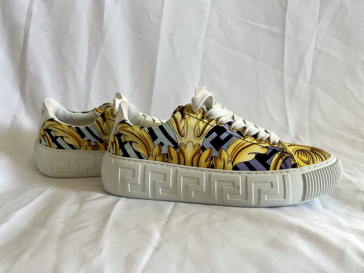 FENDI×VERSACE $_12.JPG?set_id=880000500F