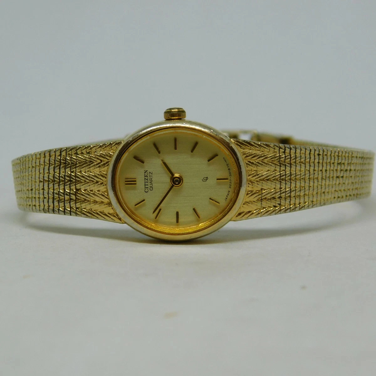 CITIZEN QQ 3220 324277 YO Gold Tone Quartz Analog Ladies Watch Sz