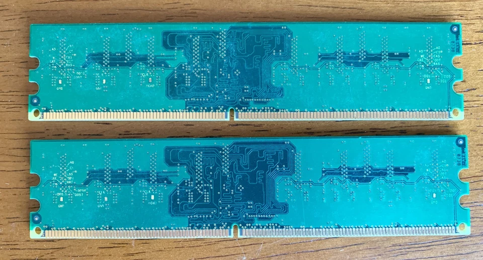 Samsung 512MB 1Rx8 PC2-5300U-555-12-D3 M378T6553CZ3-CE6 MEMORY Set of 2 - Image 2 of 4