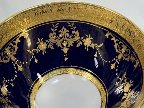 (4) Minton Cobalt & Gold Encrusted 'Riverton' K227 CUP & SAUCER SETS - JCaldwell - Picture 6 of 16